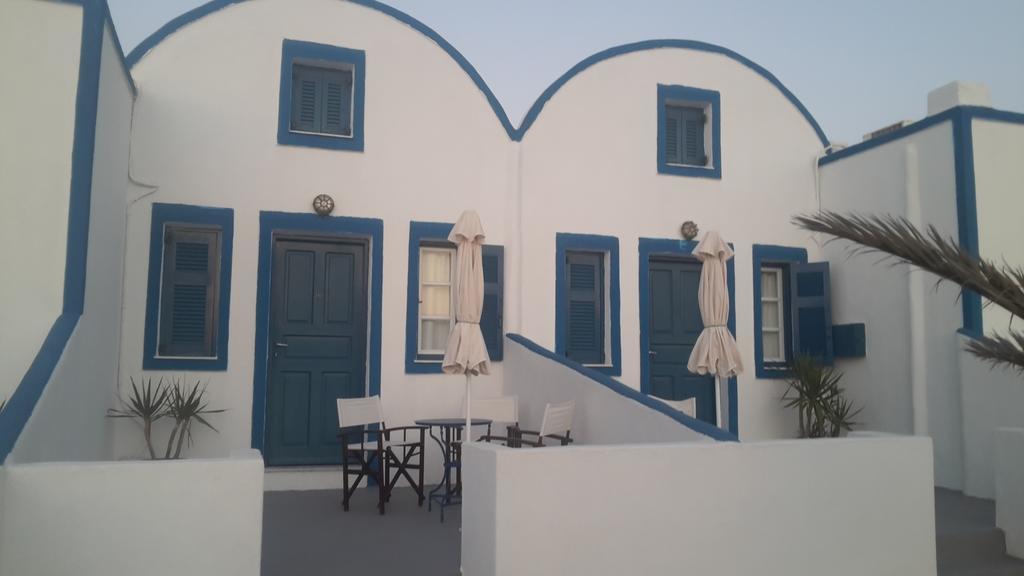 Hotel Paradisos Oia Exterior photo