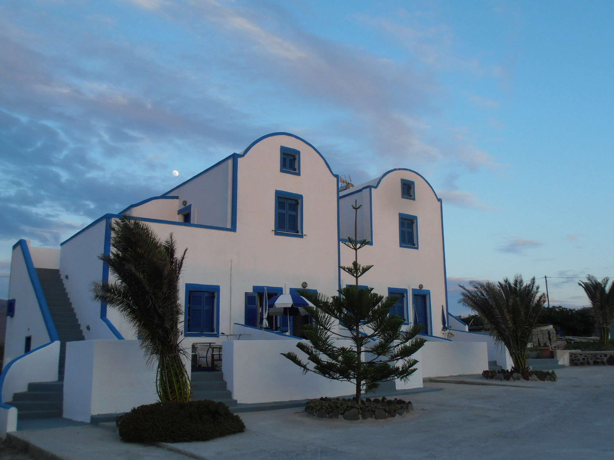 Hotel Paradisos Oia Exterior photo
